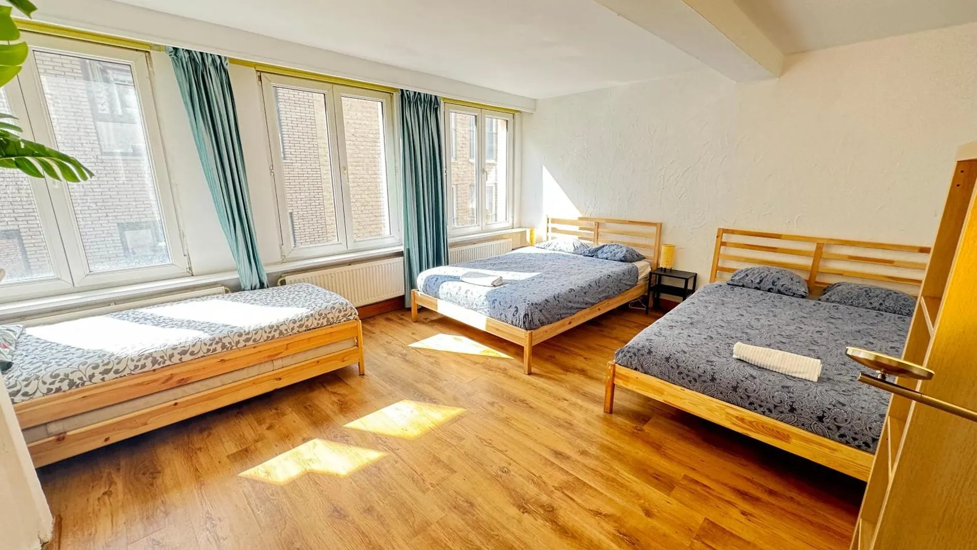Charming Apartments In The Heart Of Antwerpen 0*,